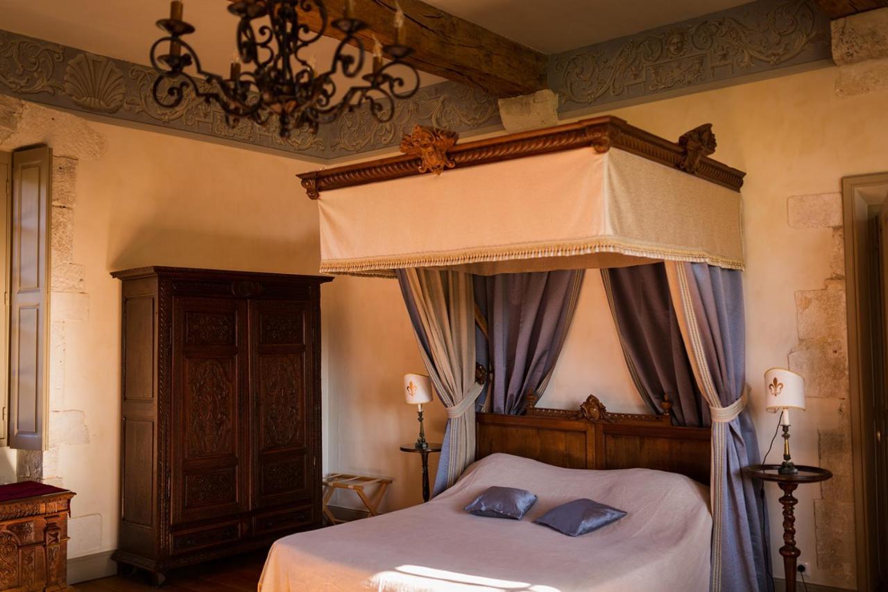 Le Chateau De Bonnemare - Bed And Breakfast Radepont Buitenkant foto