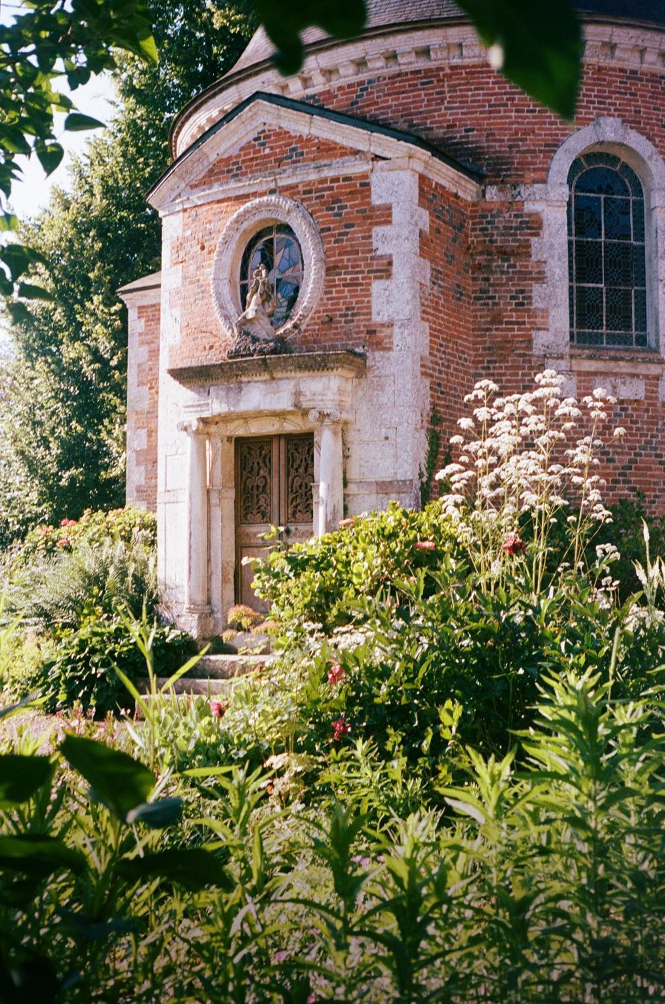 Le Chateau De Bonnemare - Bed And Breakfast Radepont Buitenkant foto