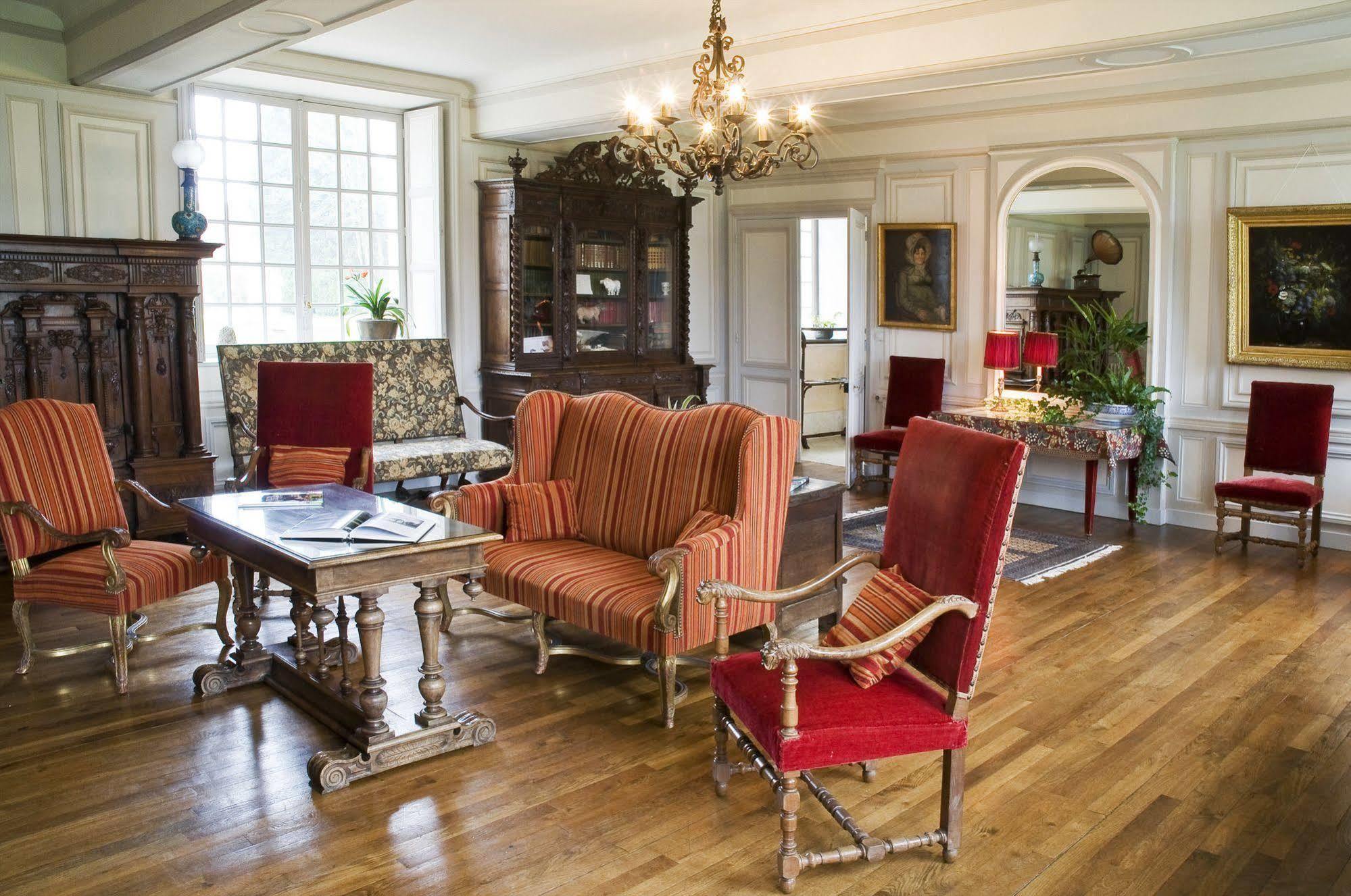 Le Chateau De Bonnemare - Bed And Breakfast Radepont Buitenkant foto